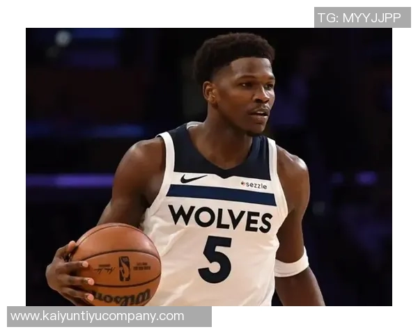 森林狼半场苦战爵士落后2分爱德华兹状态低迷戈贝尔贡献12分7篮板马卡表现抢眼拿下15分 森林狼半场苦战爵士落后2分爱德华兹状态低迷戈贝尔贡献12分7篮板马卡表现抢眼拿下15分