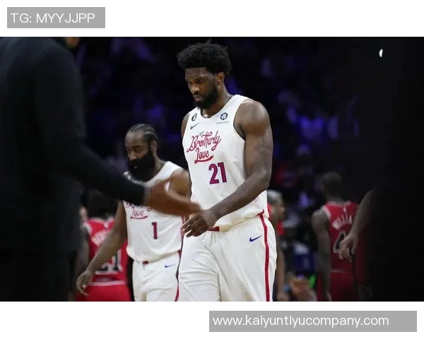 恩比德首节表现低迷五分钟仅得0分球队正负值下滑至3